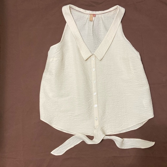 PILCRO TIE-FRONT, BUTTON DOWN FRONT, CREAM BLOUSE. LARGE - Picture 1 of 9